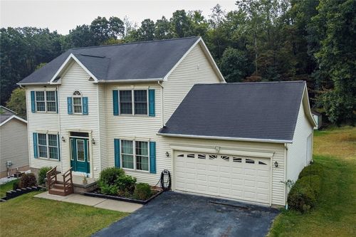 207 October Dr, Butler, PA, 16002-7551 | Card Image