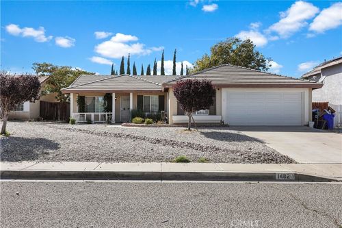 14820 Redwood St, Adelanto, CA, 92301-4812 | Card Image