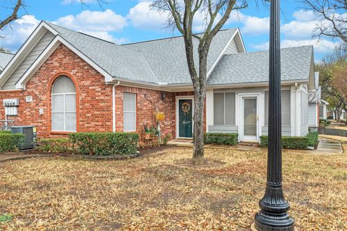 821 Cara Lane, Arlington, TX, 76012 | Card Image