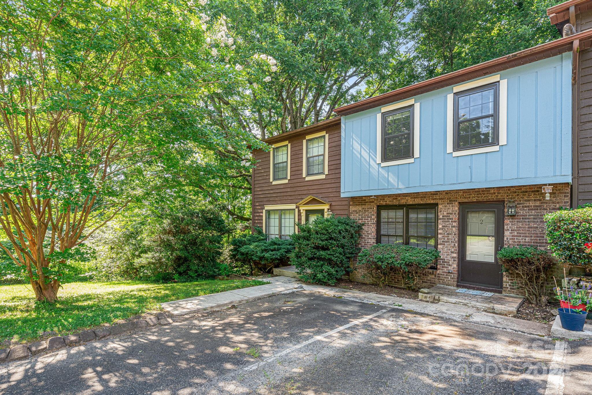 Old Hendersonville Hwy, Brevard, NC 28712