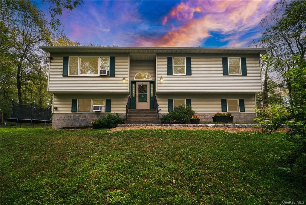 Wright Blvd, Hopewell Junction, NY 12533