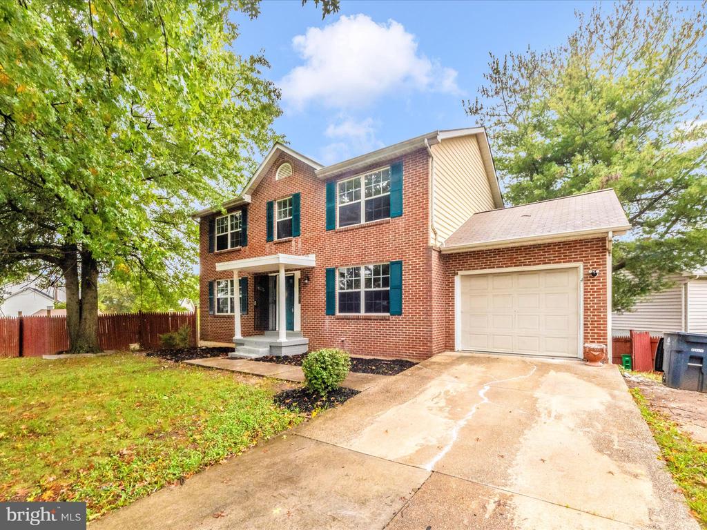 Brierfield Rd, Oxon Hill, MD 20745