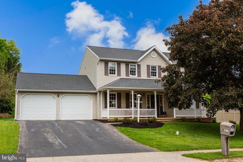 26 Apricot Ave, LEOLA, PA, 17540-2200 | Card Image