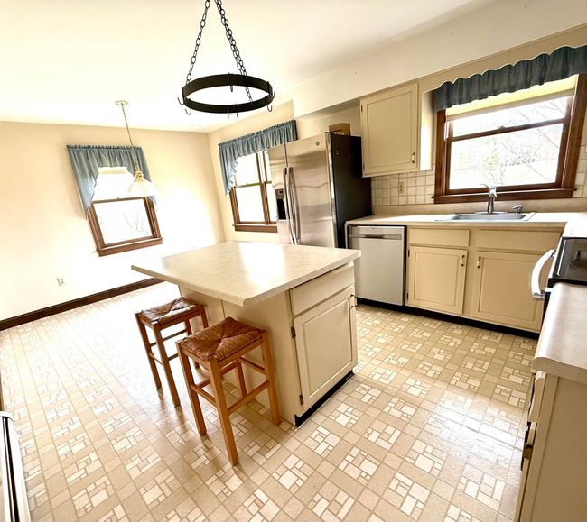 50 Fitzsimonds Rd, House other with 3 bedrooms, 3 bathrooms and null parking in Jericho VT | Image 7