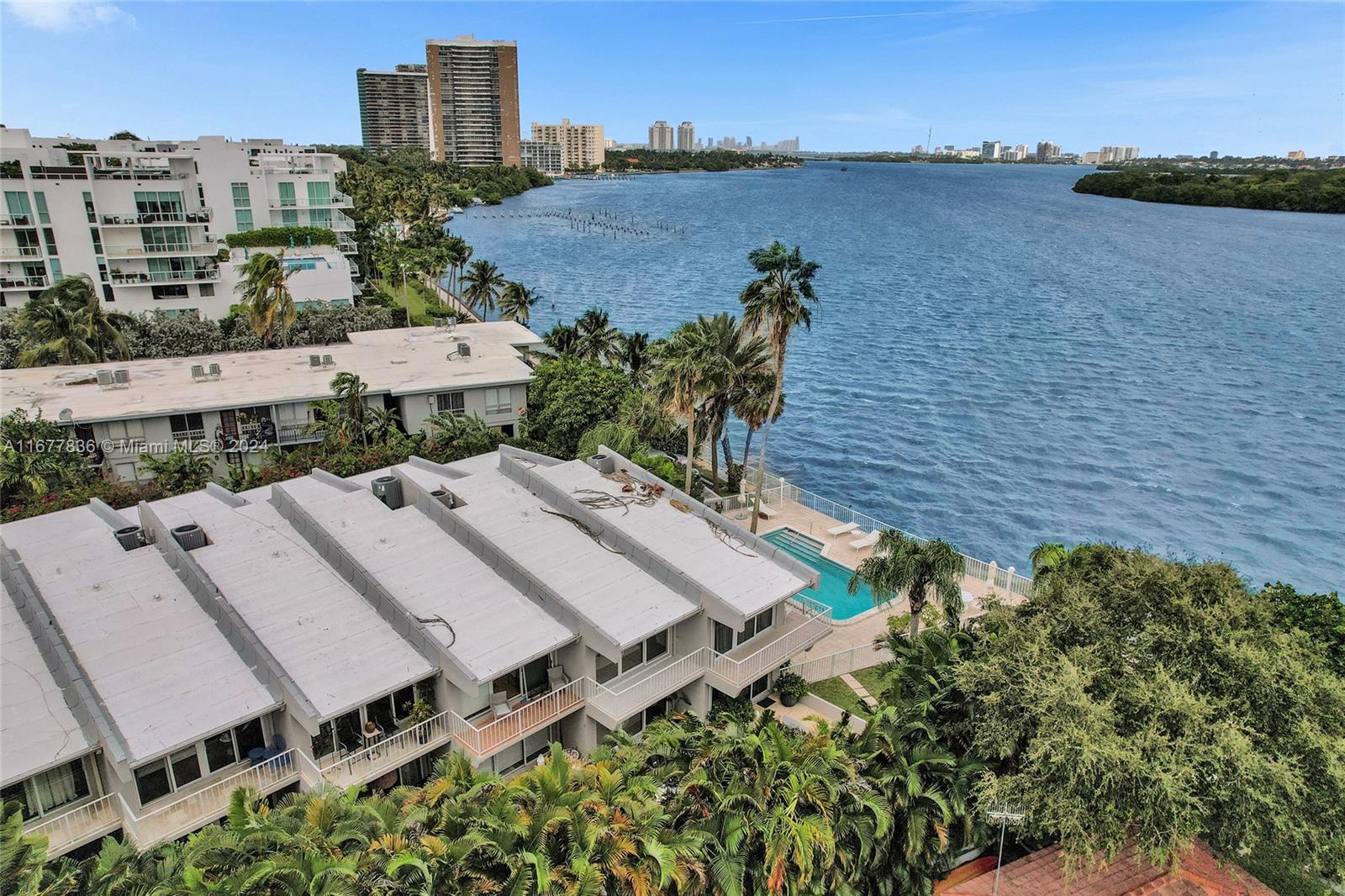 2 6011 N Bayshore Dr, For Sale in Miami Zoocasa