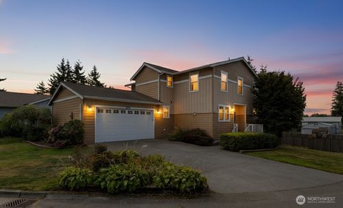 1033 Aspen Ln, Burlington, WA, 98233-3052 | Card Image