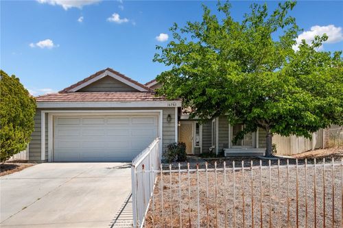 16383 Salinas, Victorville, CA, 92394 | Card Image