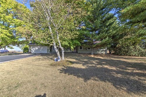 818 N Market St, Sullivan, IL, 61951-9201 | Card Image