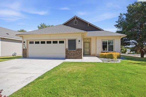 7208 W 20th Ct, Kennewick, WA, 99338-9143 | Card Image