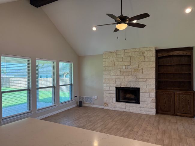 803 Mary Lee Ln, House other with 3 bedrooms, 2 bathrooms and null parking in Collinsville TX | Image 5