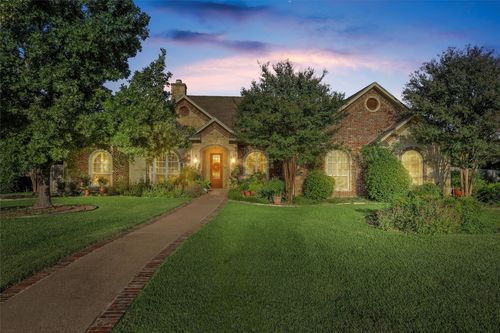 8 Republic Dr, Waco, TX, 76708-5875 | Card Image