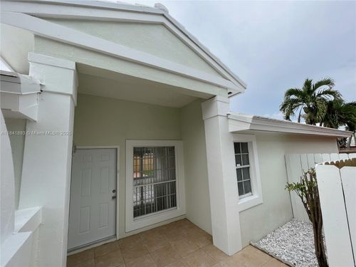 11341 Sw 63rd Ter, Miami, FL, 33173-1074 | Card Image