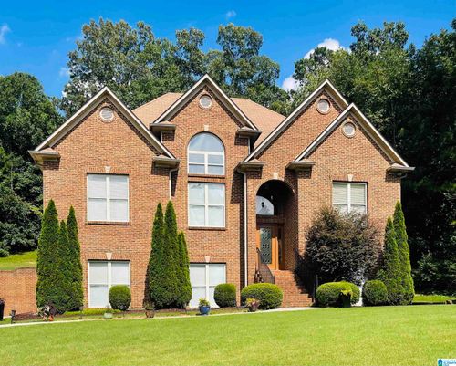 511 Willow Ln, TRUSSVILLE, AL, 35173-1875 | Card Image
