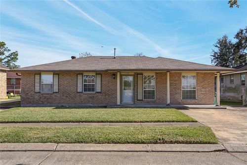 2069 Betty Blvd, Marrero, LA, 70072-4613 | Card Image