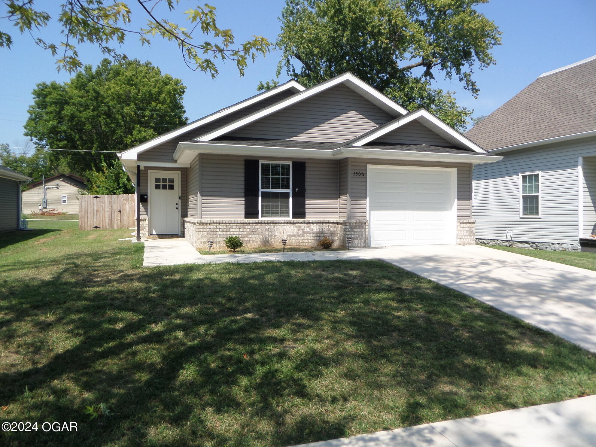 Sergeant Ave, Joplin, MO 64804