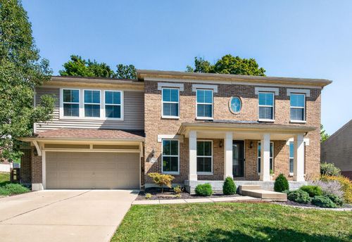 8708 Quietwood Ln, Cleves, OH, 45002-1143 | Card Image