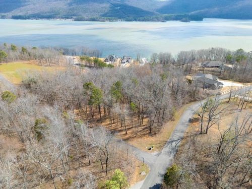 76 Monte Sano Dr, Scottsboro, AL, 35769 | Card Image