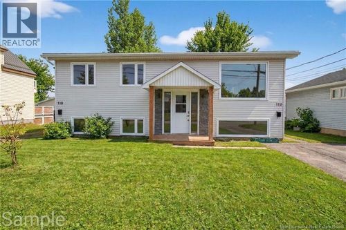 112 Highlandview Rd, Moncton, NB, E1A2K8 | Card Image
