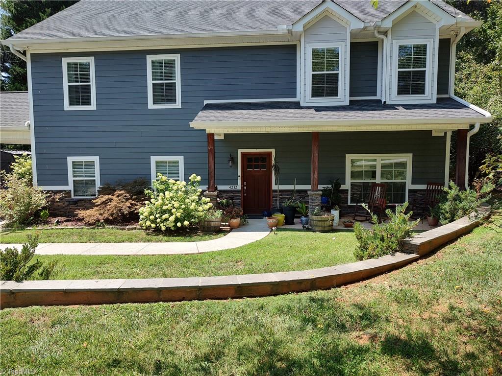 Yeaton Glen Cir, Winston Salem, NC 27107