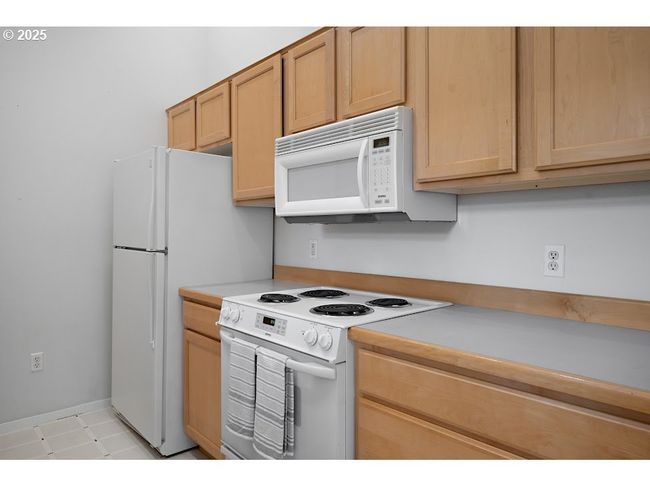 Kitchen | Image 14