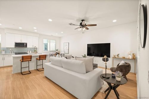 1118 Via Lucero, Oceanside, CA, 92056-4265 | Card Image