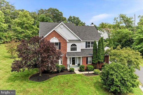 310 Country Ridge Dr, Royersford, PA, 19468-3144 | Card Image