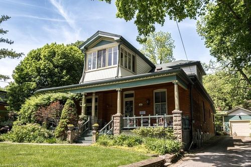 55 Cayley St, Dundas, ON, L9H2E6 | Card Image