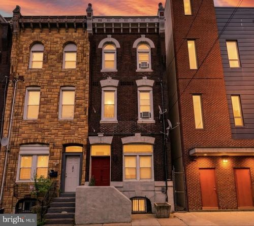 1-2009 N 15th St, PHILADELPHIA, PA, 19121-2301 | Card Image