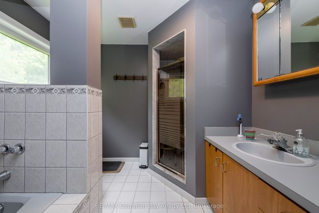23 Duquette Crt, House other with 3 bedrooms, 2 bathrooms and 1 parking in Tiny ON | Image 22
