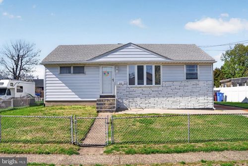 505 Monroe St, RIVERSIDE, NJ, 08075-3013 | Card Image