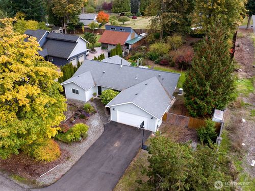 13207 Se 290th St, Auburn, WA, 98092-2123 | Card Image