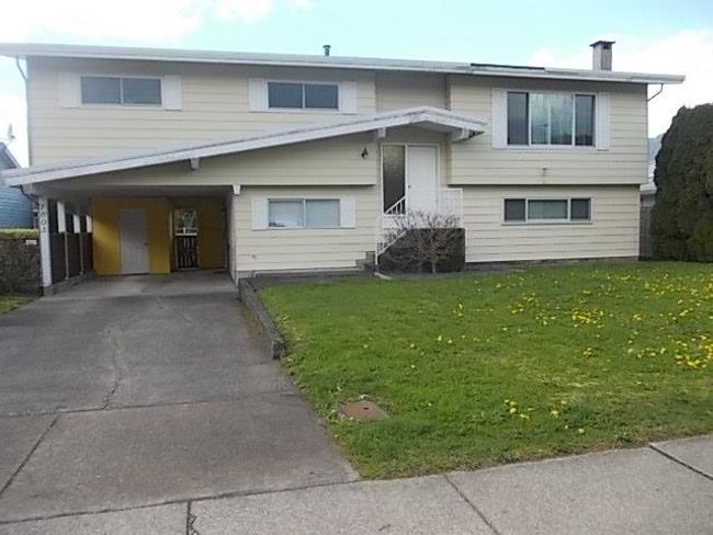 1605 Logan Road, House other with 5 bedrooms, 2 bathrooms and 4 parking in Agassiz BC | Image 1