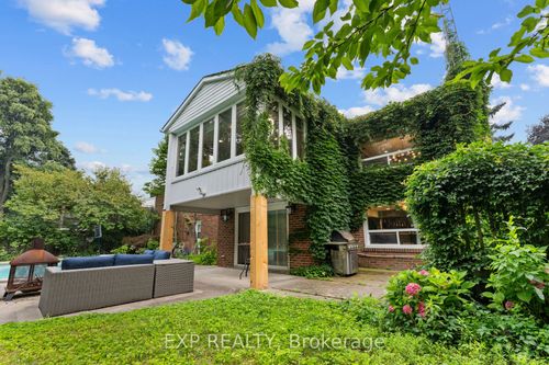 1004 Caldwell Ave, Mississauga, ON, L5H1Z3 | Card Image