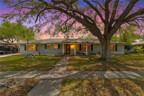 517 Catalina Pl, Corpus Christi, TX, 78411-2301 | Card Image