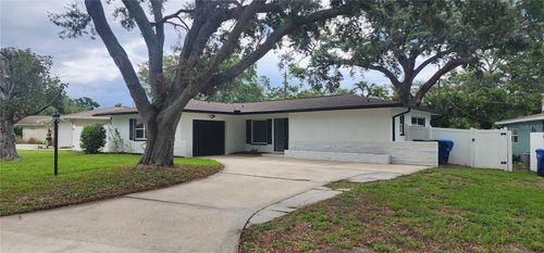 1027 Fountainhead Dr, LARGO, FL, 33770-4229 | Card Image