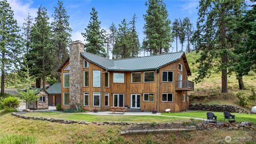621 Twin Lakes Rd, Cle Elum, WA, 98922-8971 | Card Image