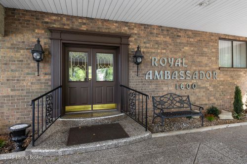 108-1600 Gardiner Ln, Louisville, KY, 40205-2763 | Card Image