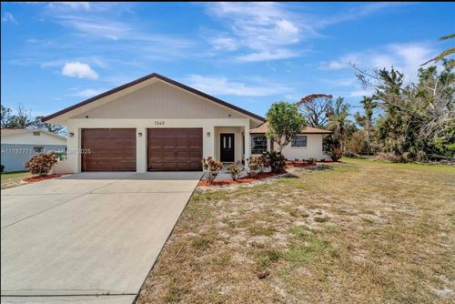 1340 Manor Rd, ENGLEWOOD, FL, 34223-4430 | Card Image