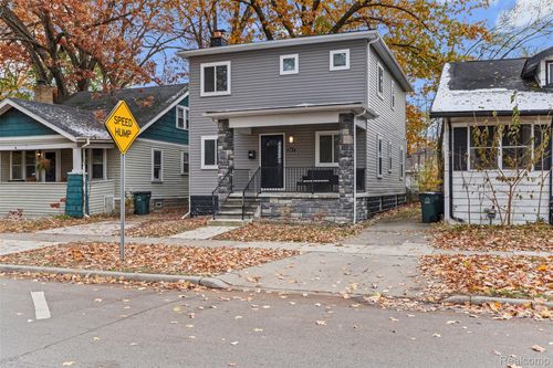 287 Fielding St, Ferndale, MI, 48220-2940 | Card Image