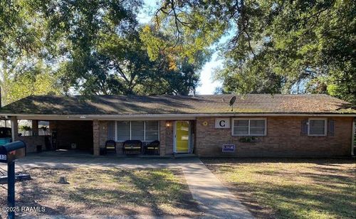 613 East St, Mamou, LA, 70554-3911 | Card Image