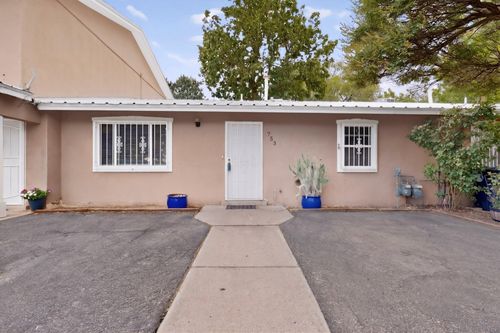 753 Camino Floretta, Albuquerque, NM, 87107-5713 | Card Image