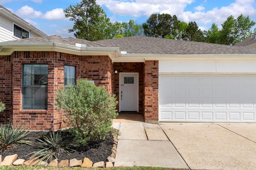 8022 N Tarrytown Crossing Dr, Conroe, TX, 77304-6820 | Card Image