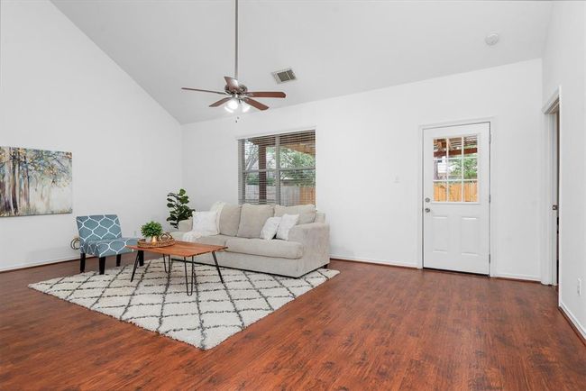 2023 Creek Run Dr, House other with 4 bedrooms, 3 bathrooms and 2 parking in Pearland TX | Image 27
