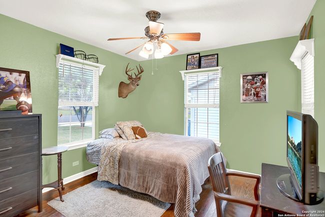404 Schneider St, House other with 3 bedrooms, 2 bathrooms and null parking in Poth TX | Image 17