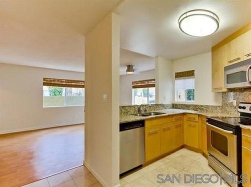 2805-7425 Charmant Dr, San Diego, CA, 92122 | Card Image