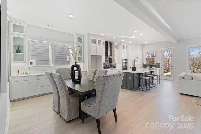 Dining room | Image 17