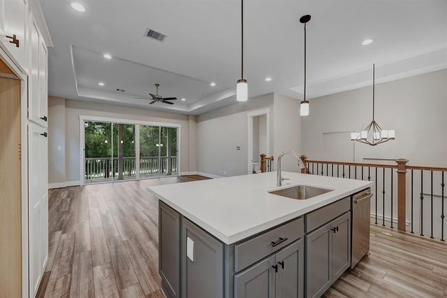 46 Dobbs View Ln, House other with 3 bedrooms, 3 bathrooms and 2 parking in Spring TX | Image 17