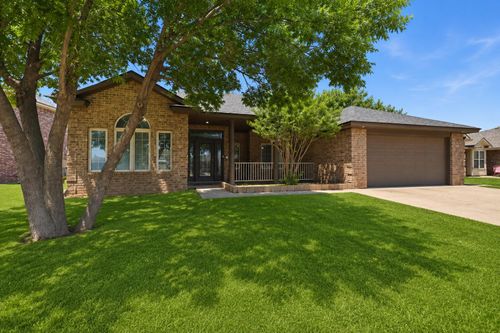 616 N 8th St, Wolfforth, TX, 79382-3217 | Card Image