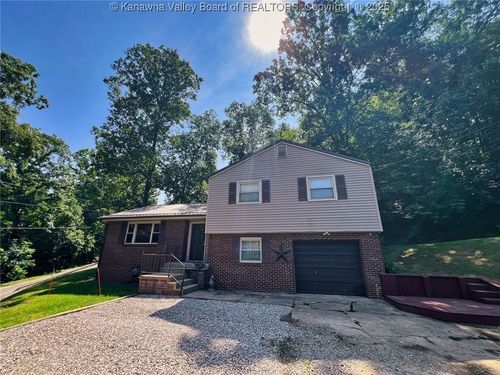 544 Elkwood Rd, Elkview, WV, 25071-8110 | Card Image