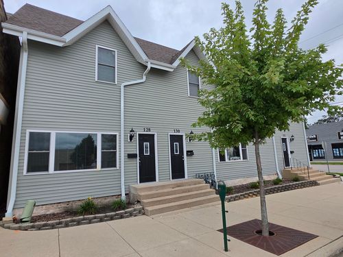 128-128 S California Street, Sycamore, IL, 60178 | Card Image
